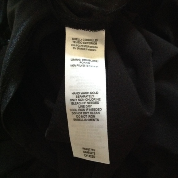 Laundry by Shelli Segal - Picture 5 of 6